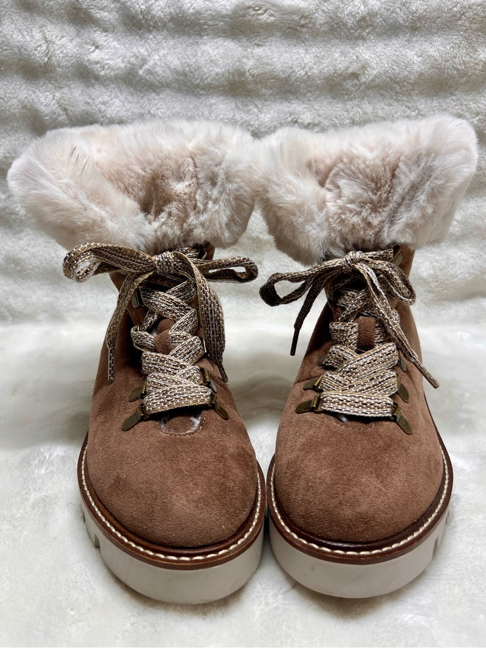 NWOT- White Mountain Chestnut Suede Fur-Trim Lace-Up Winter Boots
